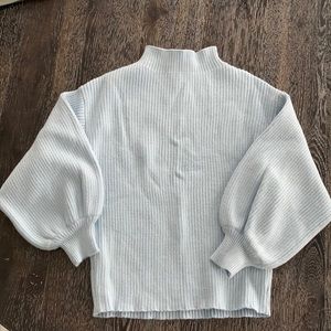 Line and Dot puff sleeve turtle neck sweater